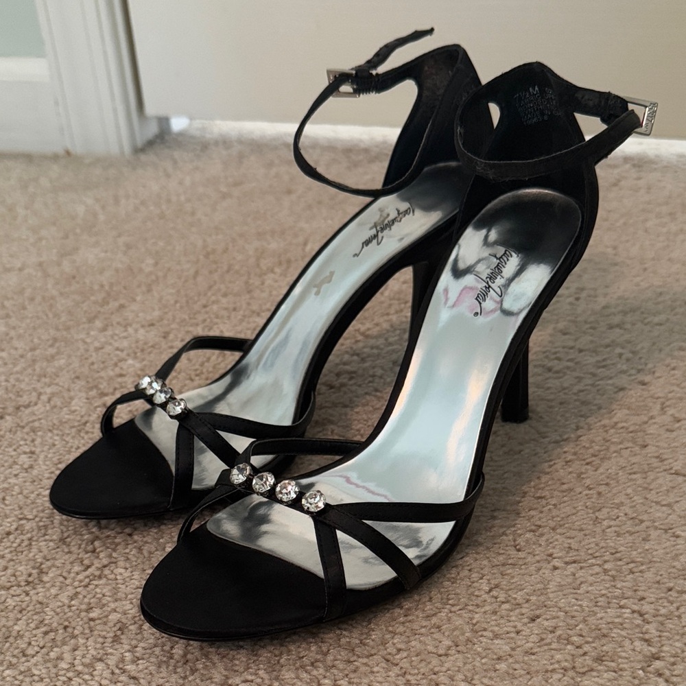 Jacqueline Ferrar Black Heels with Rhinestone Accents